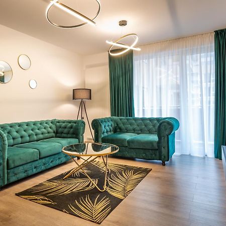 Carpatilor Apart Hotel Brasov Ngoại thất bức ảnh
